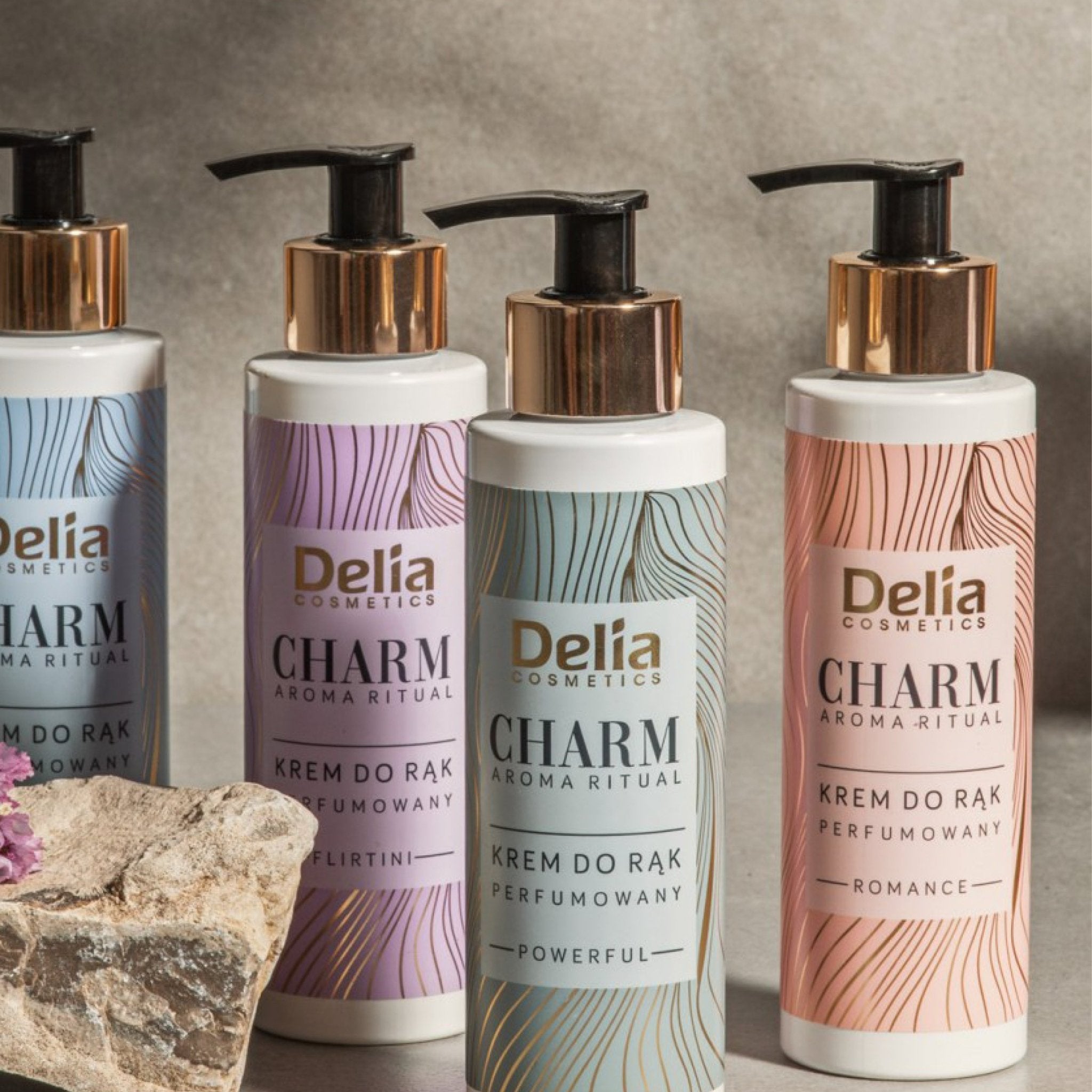 CHARM كريم لليدين معطر ROMANCE 200ML - Delia Cosmetics