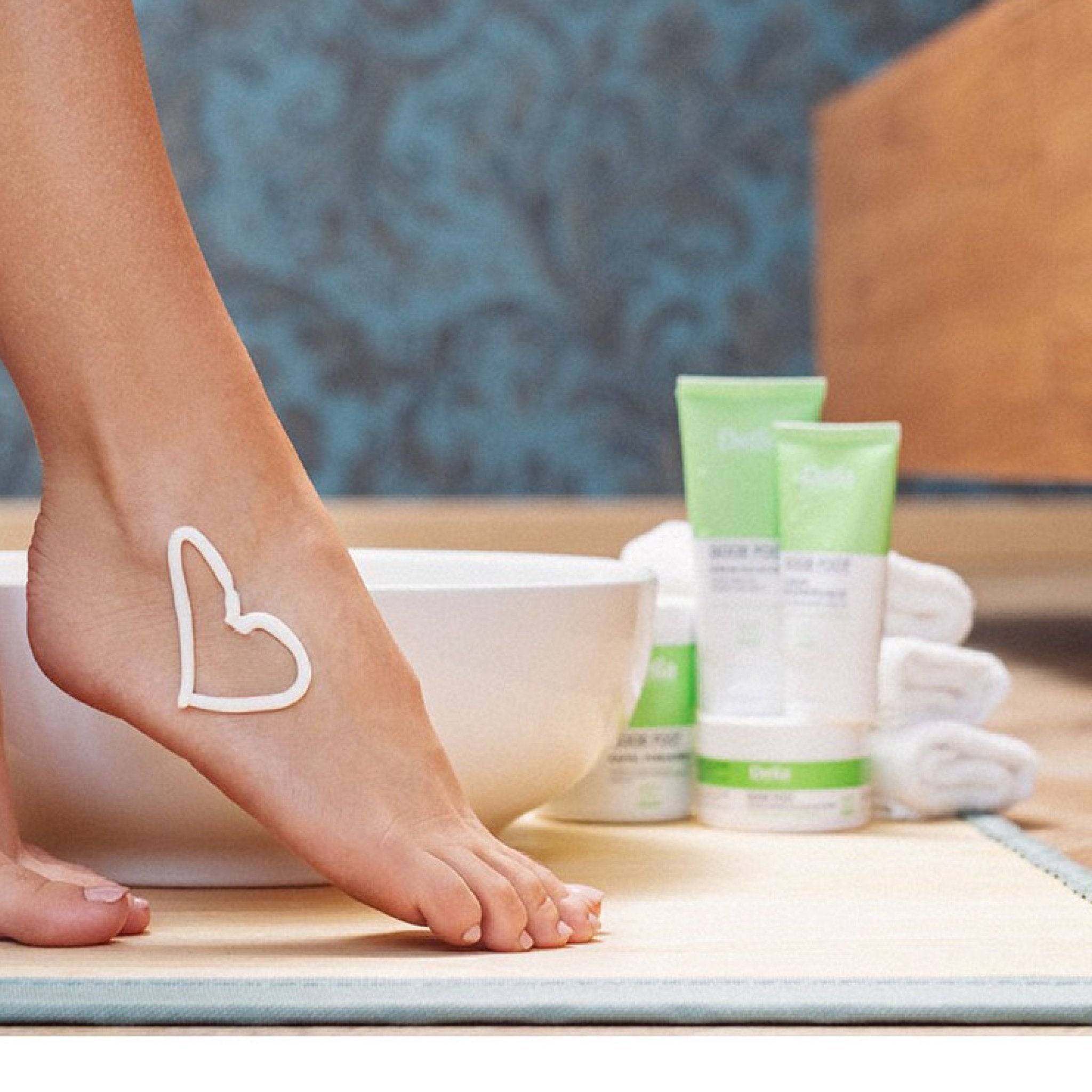 حمام لؤلؤي GOOD FOOT للعناية بالقدمين 250 جرام - Delia Cosmetics