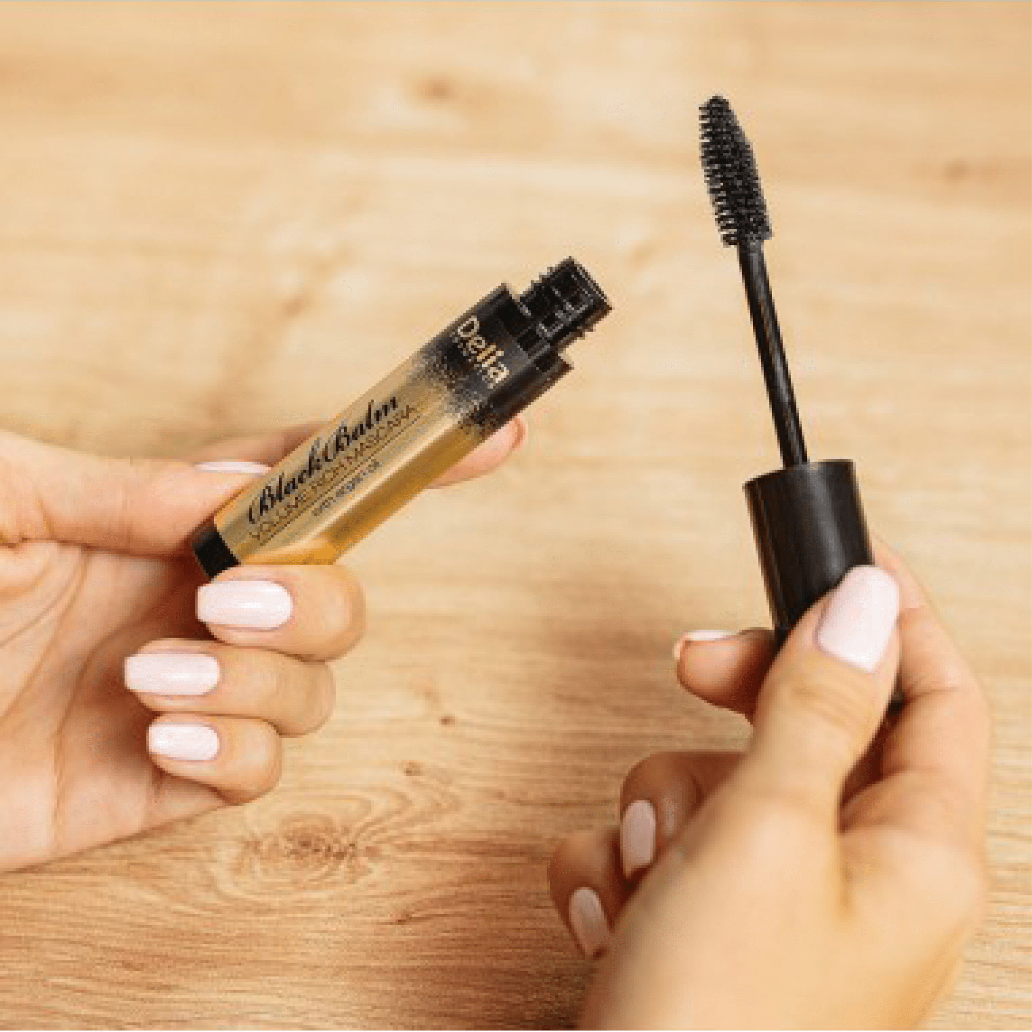 BLACK BALM VOLUME ماسكارا للتكثيف غنية بزيت الأركان - Delia Cosmetics